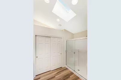 630 SW Hill Street, Bend, OR 97702 - Photo 18