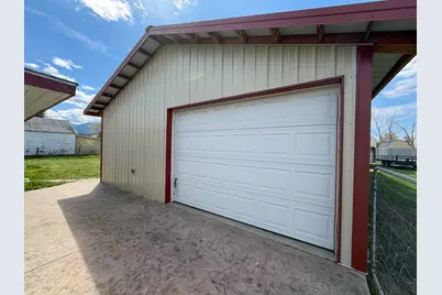 221 Cottonwood Street, Mount Vernon, OR 97865 - Photo 24