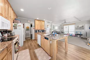 243 Hwy 234, Eagle Point, OR 97524 - Photo 4