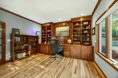 2583 Oak View Circle, Medford, OR 97504 - Photo 10