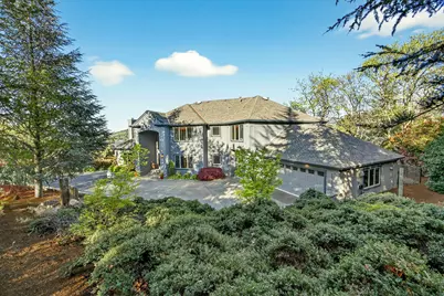 2583 Oak View Circle, Medford, OR 97504 - Photo 12