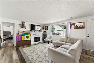 3093 Via Verde Cir, White City, OR 97503 - Photo 4