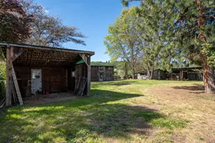 1467 S Stage Rd, Medford, OR 97501 - Photo 18