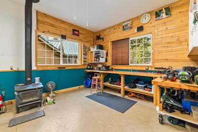 25437 Rocky Point Road, Klamath Falls, OR 97601 - Photo 40