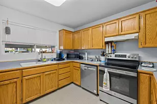 815 Pine St, Rogue River, OR 97537 - Photo 8