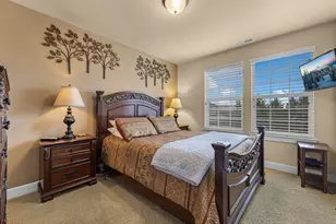 935 SW Chamberlain St, Bend, OR 97702 - Photo 24