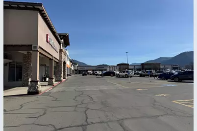 959 NE D Street #1090 &1101, Grants Pass, OR 97526 - Photo 6