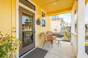 1112 N Wildflower Ln, Sisters, OR 97759 - Photo 22