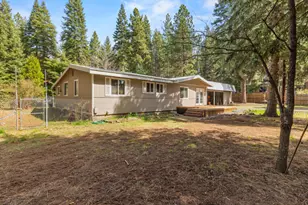 29909 Pelican Butte Rd, Klamath Falls, OR 97601 - Photo 24