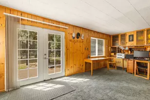 29909 Pelican Butte Rd, Klamath Falls, OR 97601 - Photo 4
