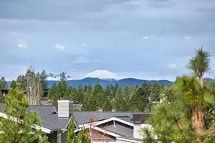 1370 Northwest Mount Washington Drive, Bend, OR 97703 - Photo 32