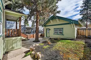 1370 Northwest Mount Washington Drive, Bend, OR 97703 - Photo 26