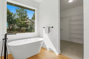 623 Goshawk Dr, Redmond, OR 97756 - Photo 46