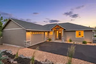 623 Goshawk Dr, Redmond, OR 97756 - Photo 1