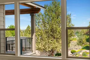 623 Goshawk Dr, Redmond, OR 97756 - Photo 40