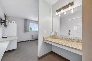 1565 NW Wall St, Bend, OR 97703 - Photo 14