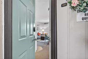 1565 NW Wall St, Bend, OR 97703 - Photo 22