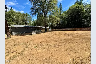 380 Dexter Way, Grants Pass, OR 97527 - Photo 4