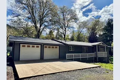 380 Dexter Way, Grants Pass, OR 97527 - Photo 1