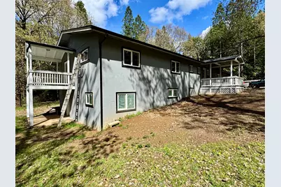 380 Dexter Way, Grants Pass, OR 97527 - Photo 2