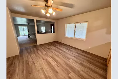 380 Dexter Way, Grants Pass, OR 97527 - Photo 10