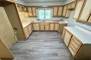 380 Dexter Way, Grants Pass, OR 97527 - Photo 6