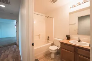 1390 NE 3rd St, Redmond, OR 97756 - Photo 26