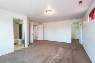 1390 NE 3rd St, Redmond, OR 97756 - Photo 36