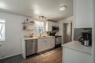 2228 New Haven Drive, Central Point, OR 97502 - Photo 6