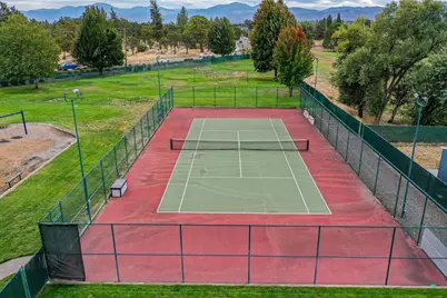 2228 New Haven Drive, Central Point, OR 97502 - Photo 30