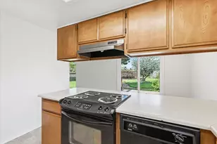 3167 Delta Waters Rd, Medford, OR 97504 - Photo 6