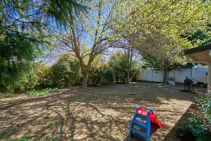 1741 Howell Ave, Medford, OR 97501 - Photo 24