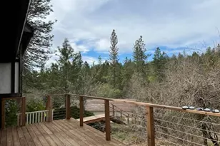 4196 E Evans Creek Rd, Rogue River, OR 97537 - Photo 10