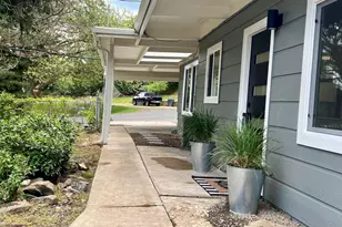 2894 Orchard Home Dr, Medford, OR 97501 - Photo 38