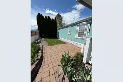3431 S Pacific Highway #SPC 145, Medford, OR 97501 - Photo 38
