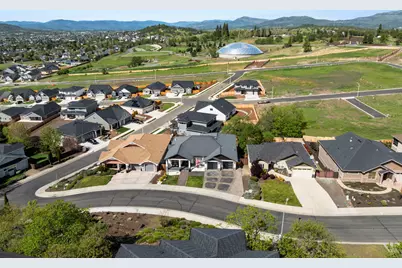 1315 Poppy Ridge Drive, Eagle Point, OR 97524 - Photo 54