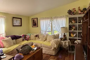 1000 S McKern Ct, Newberg, OR 97132 - Photo 10