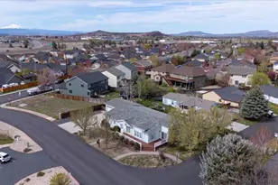 533 NE Shoshone Dr, Redmond, OR 97756 - Photo 46