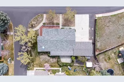 533 NE Shoshone Drive, Redmond, OR 97756 - Photo 44