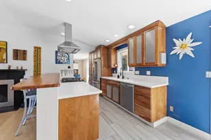 2019 Montello Ave, Hood River, OR 97031 - Photo 4