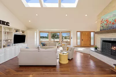 61280 Mountain Breezes Court, Bend, OR 97702 - Photo 12