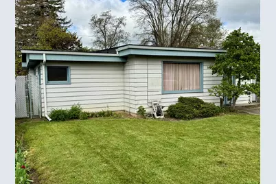 948 S Ivy Street, Medford, OR 97501 - Photo 2