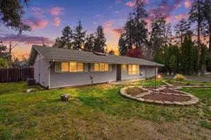 758 NE Quimby Ave, Bend, OR 97701 - Photo 2