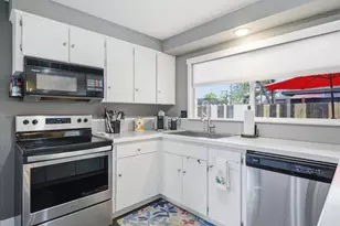758 NE Quimby Ave, Bend, OR 97701 - Photo 12