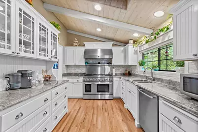 160 Hidden Valley Lane, Rogue River, OR 97537 - Photo 12