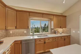 2393 N W Wyeth Pl, Bend, OR 97703 - Photo 20