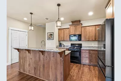 707 Sweethome Place, Medford, OR 97504 - Photo 10