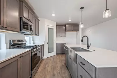 429 NW Monte Vista Avenue #122, Madras, OR 97741 - Photo 6