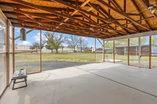 2010 NE Laughlin Rd, Prineville, OR 97754 - Photo 22