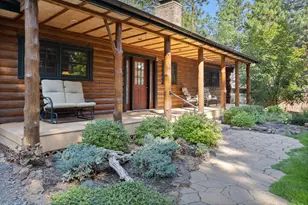 59979 Navajo Rd, Bend, OR 97702 - Photo 4